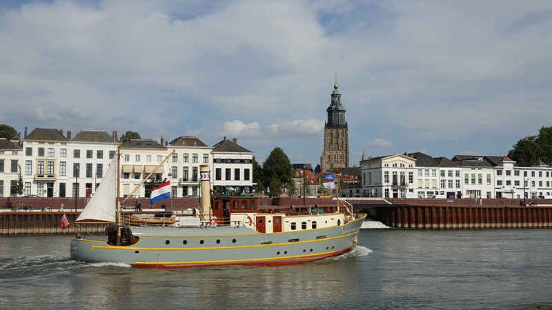 Recordtijd: de blauwe lantaarnpaal