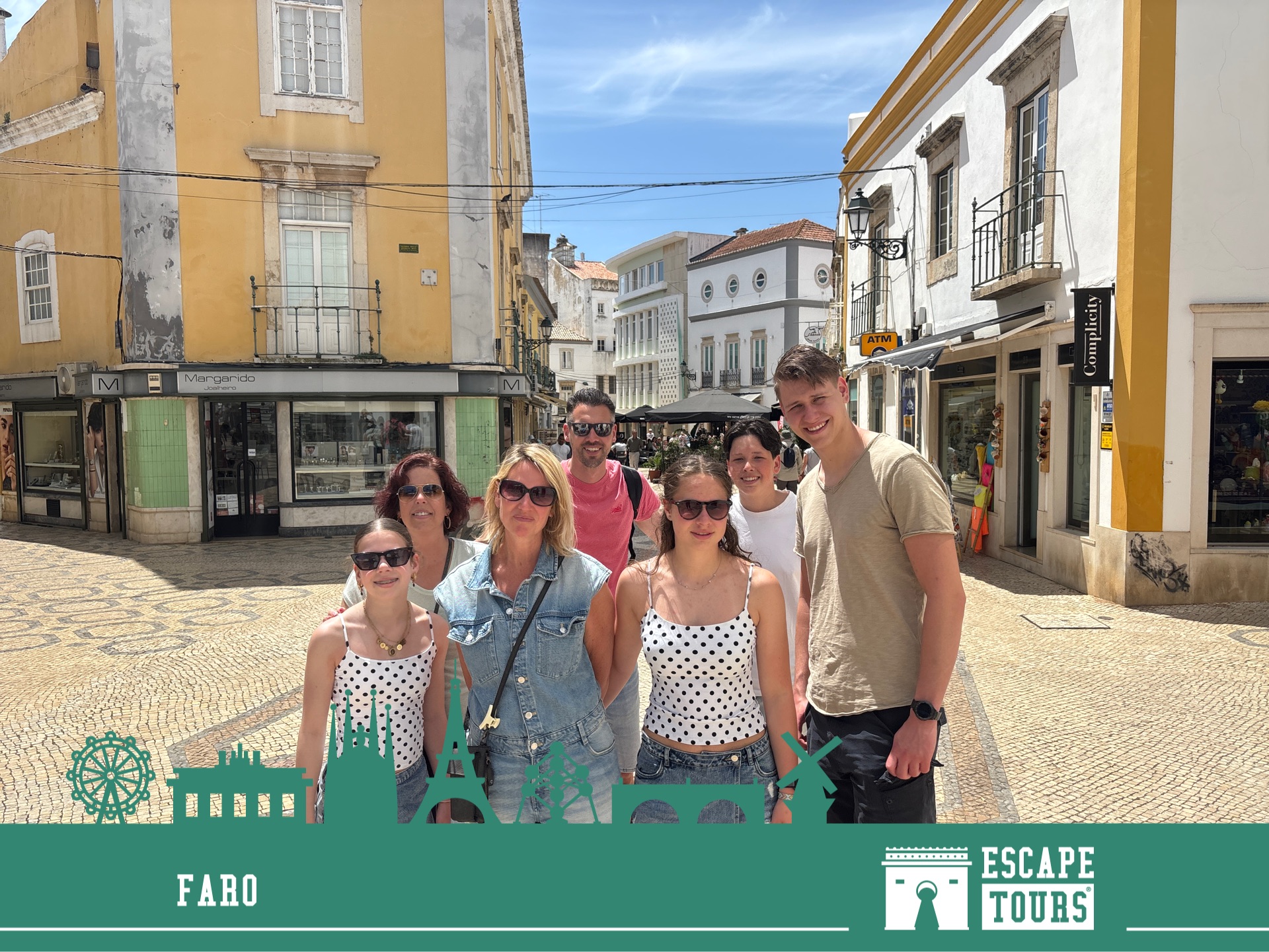 Portugallos on tour
